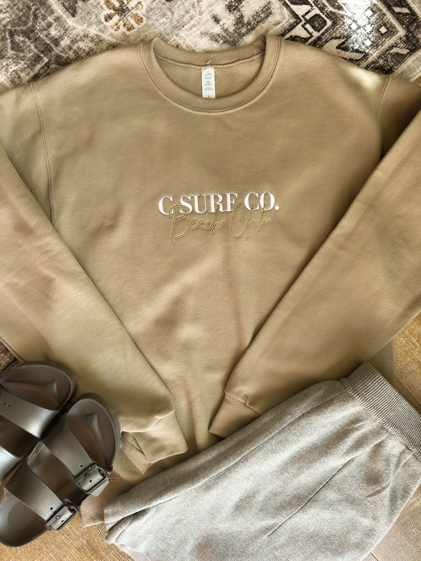 Beach Club Crewneck - Khaki Green