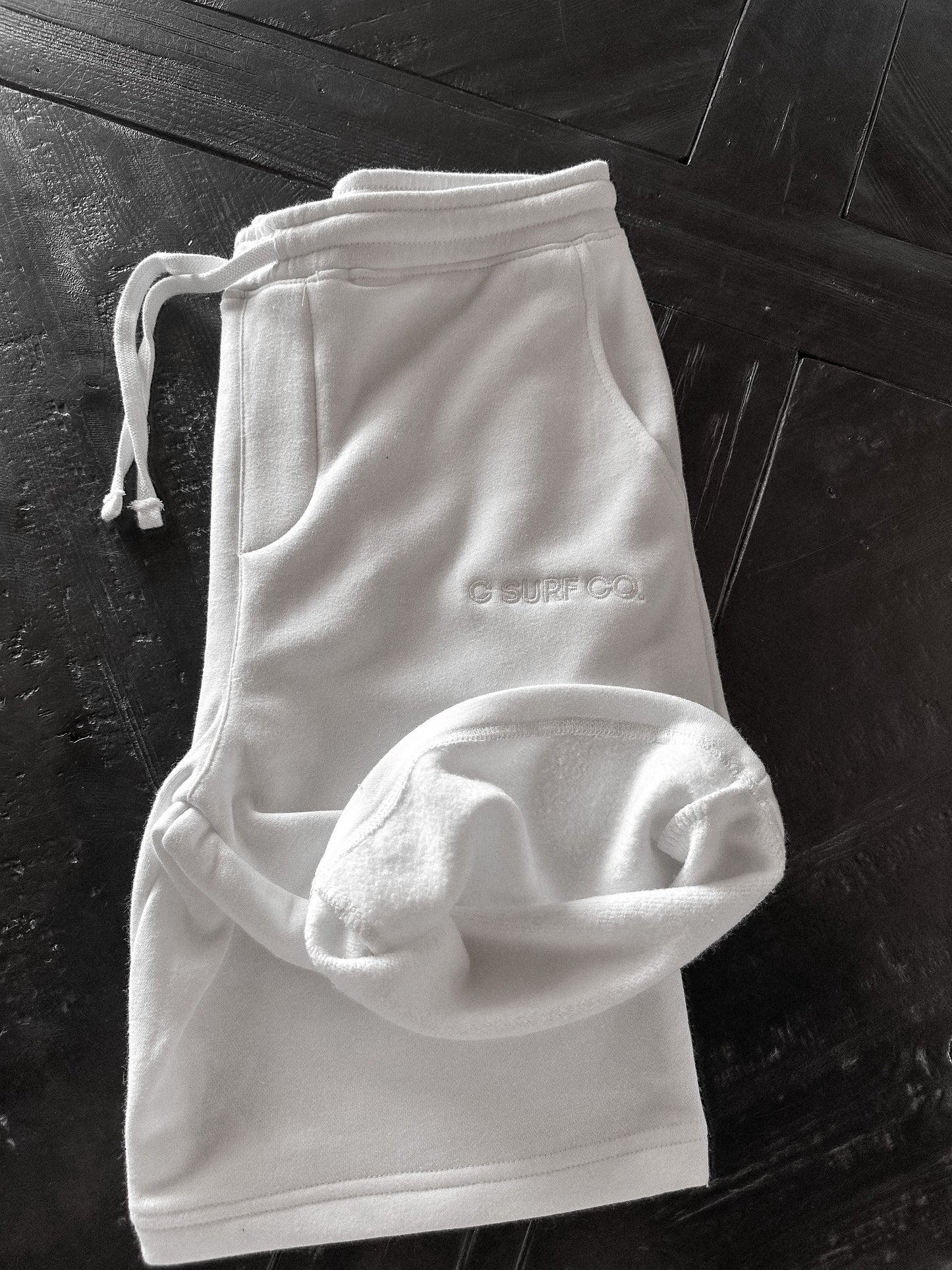 Shoreline Sweatshorts - Seashell White